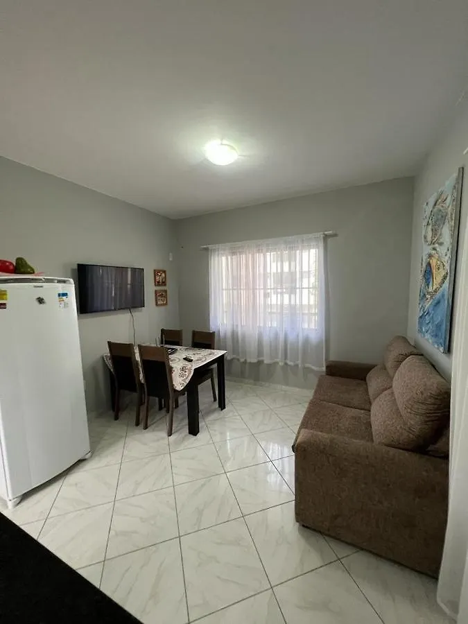Dax Bombinhas Apartment