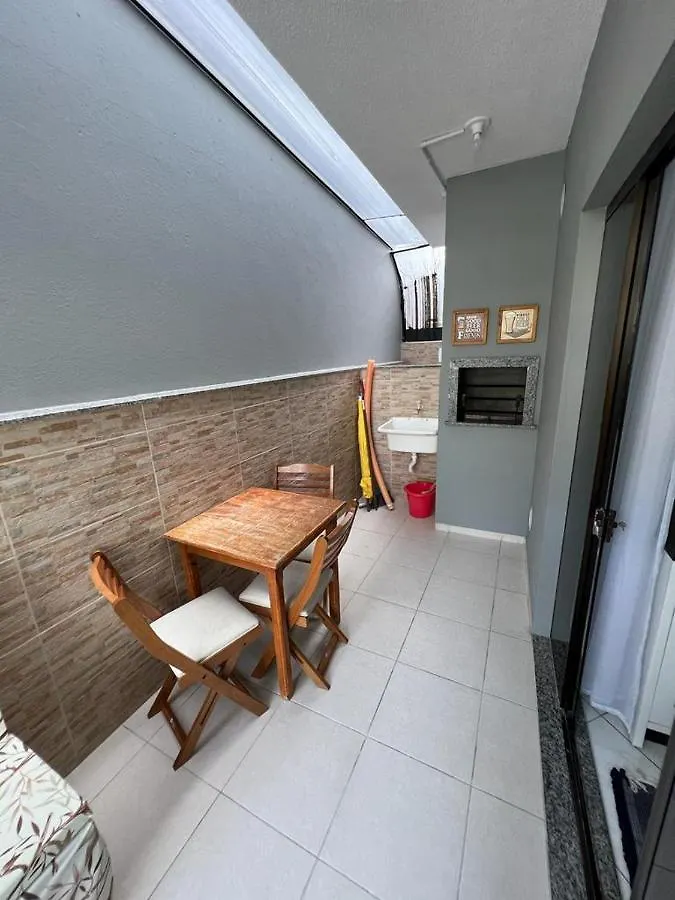 Dax Bombinhas Apartment