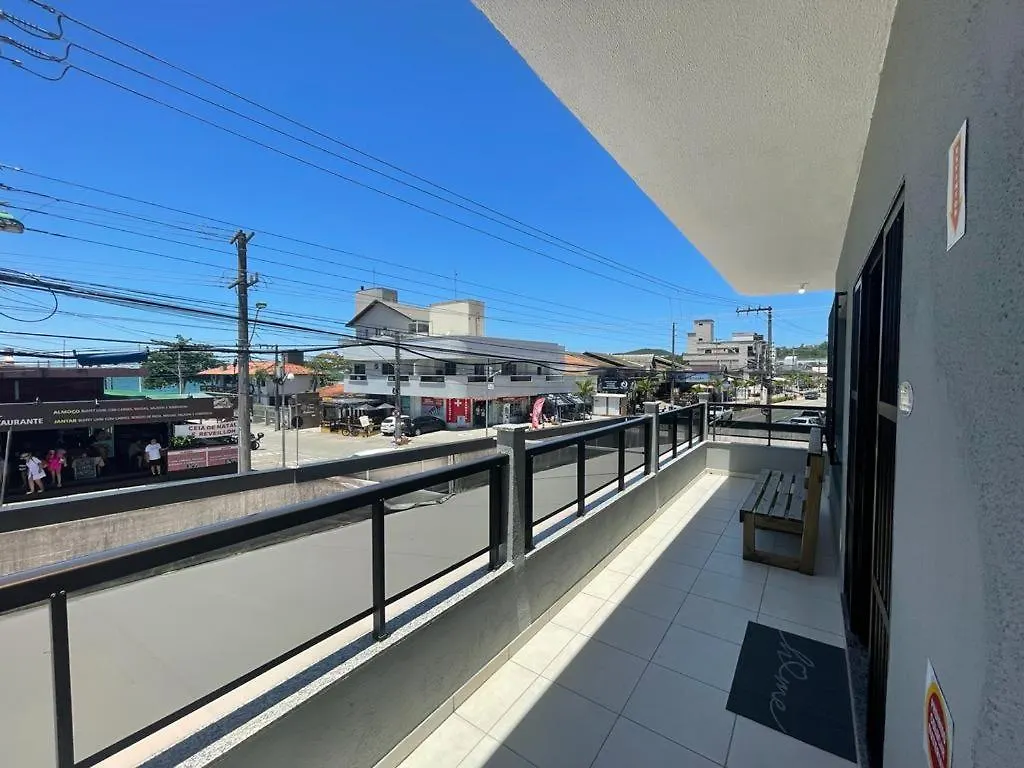 Dax Bombinhas Apartment 0*,